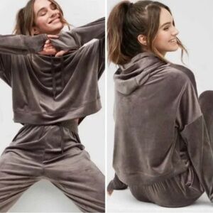 Offline by Aerie Cropped Hoodie and Jogger Velvet Set Size S